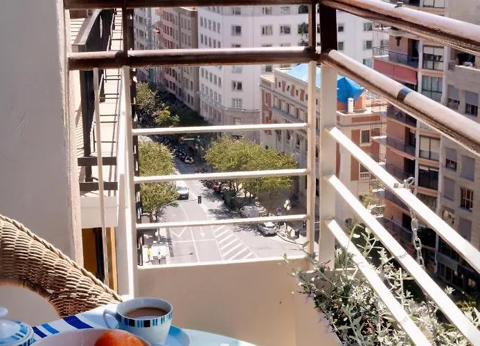 Balcon Rambla Con Vistas Al Mar